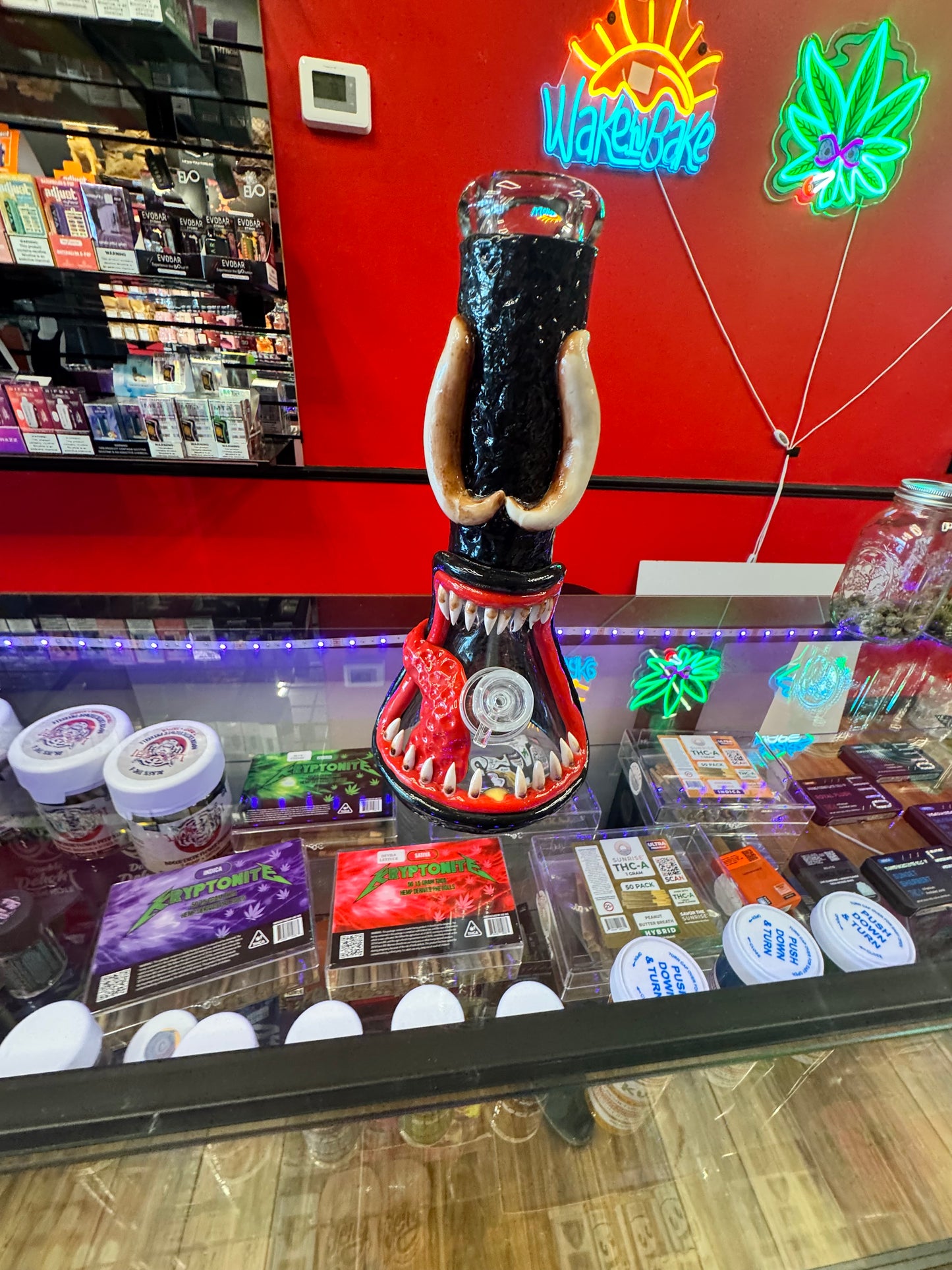 Venomous Carver Glass – Premium Hand-Crafted Collector's Art Piece