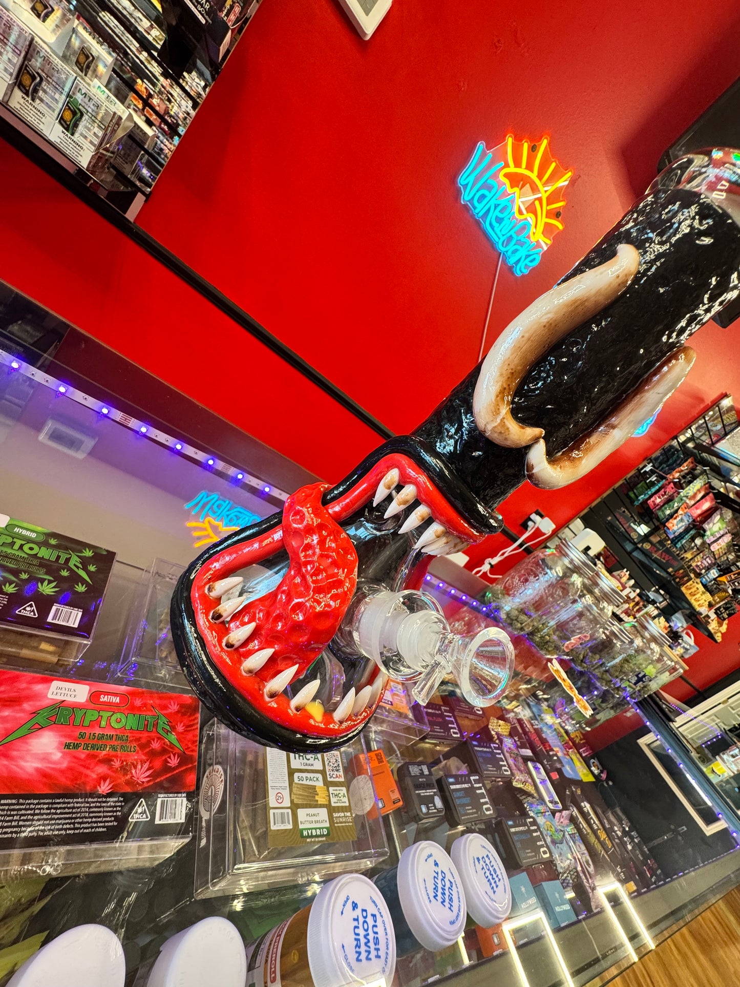 Venomous Carver Glass – Premium Hand-Crafted Collector's Art Piece