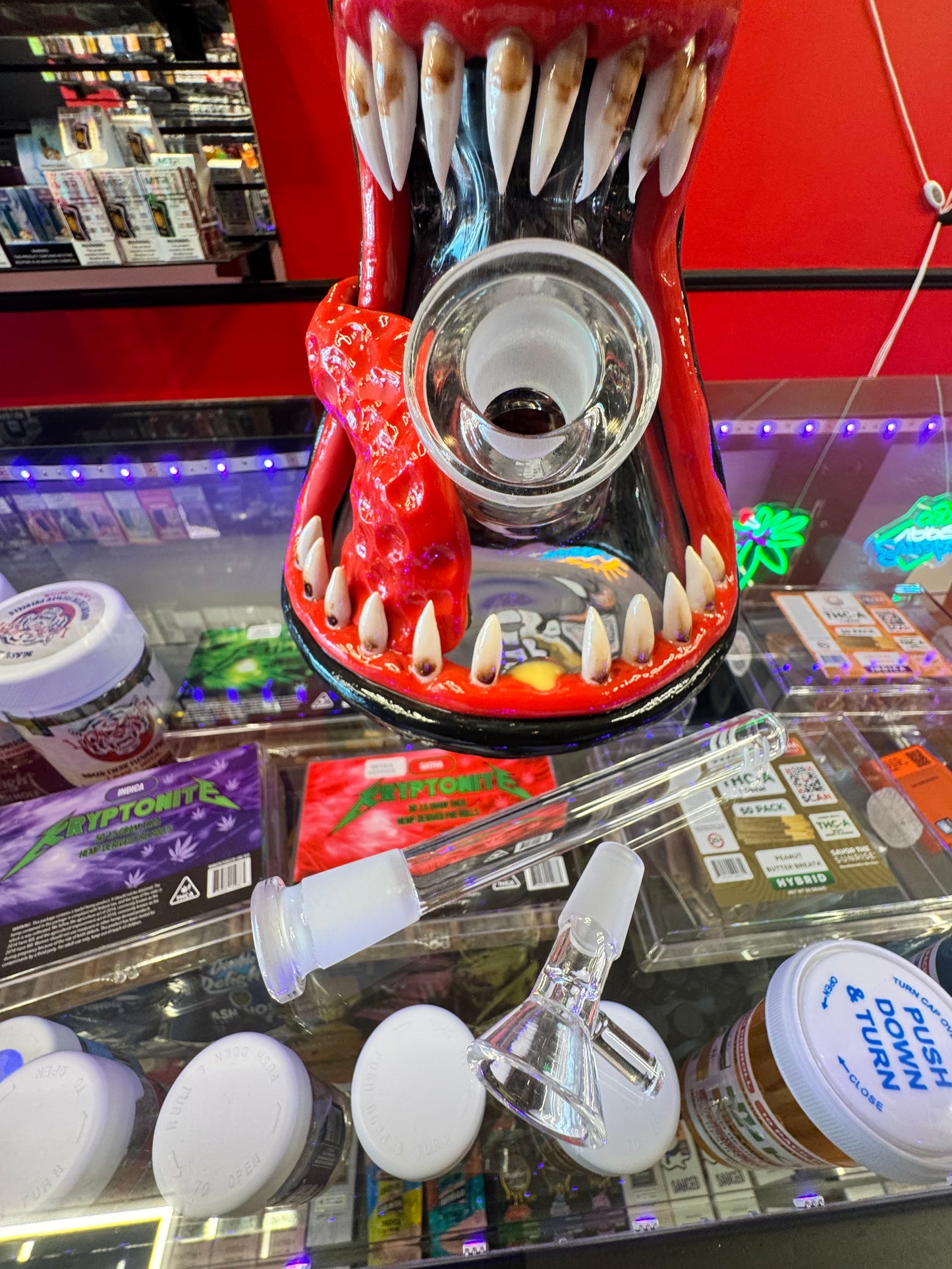 Venomous Carver Glass – Premium Hand-Crafted Collector's Art Piece